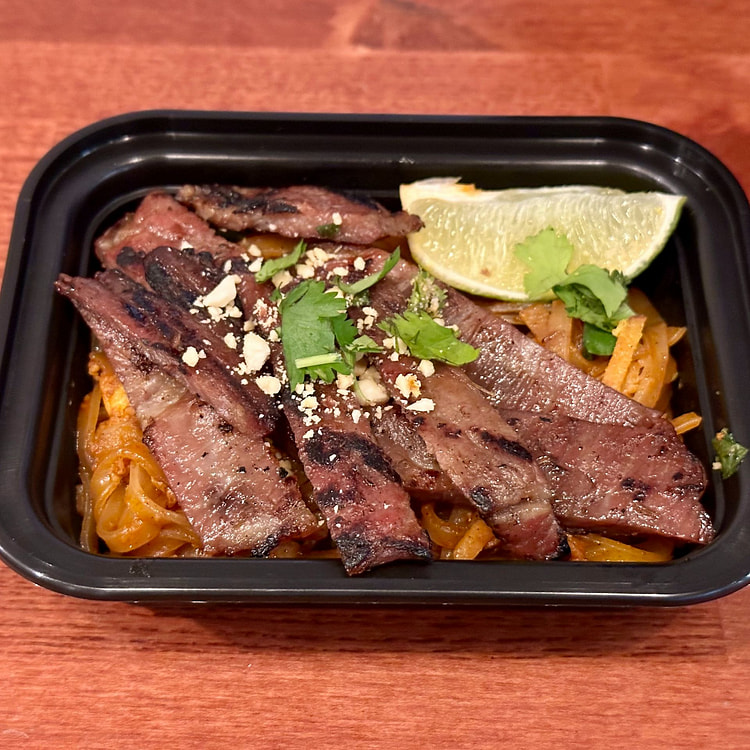 Mini Pad Thai - Grilled Pork
