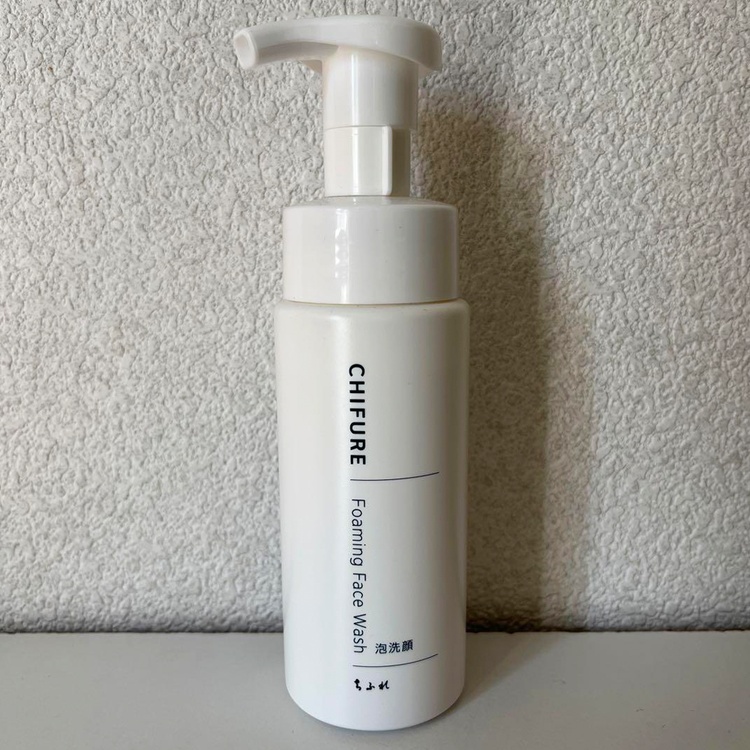 ちふれ化粧品 泡洗顔 180ml - Weee!
