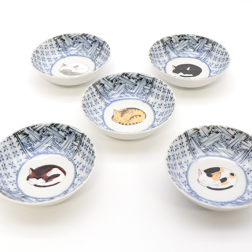 九谷烧手工制作的餐具碗5 件套（睡猫，3.66 英寸x 1.14 英寸）日本制造