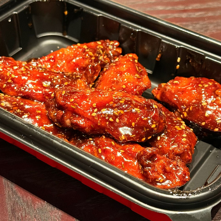 Sweet and Spicy Chicken Wings 8pc 325g 1 each