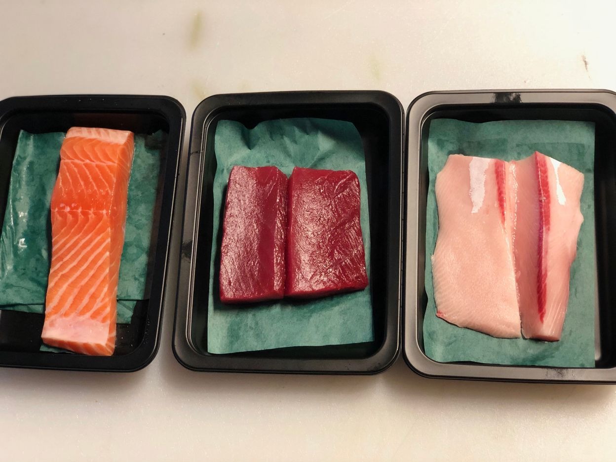 Sashimi Trio Special (Big Eye Tuna, Atlantic Salmon, Hamachi Saku) 0.