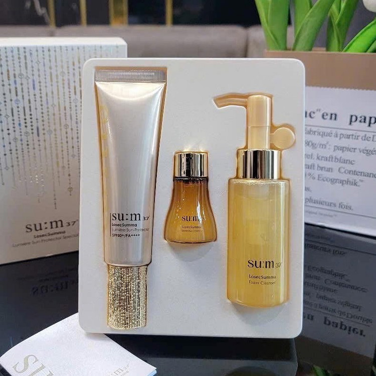 Sum37 Losec Summa Sunscreen SPF50+ PA++++ Set 1 box
