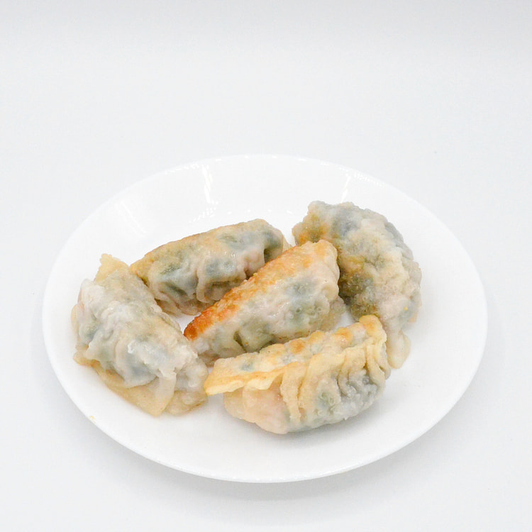 手工韭菜煎饺