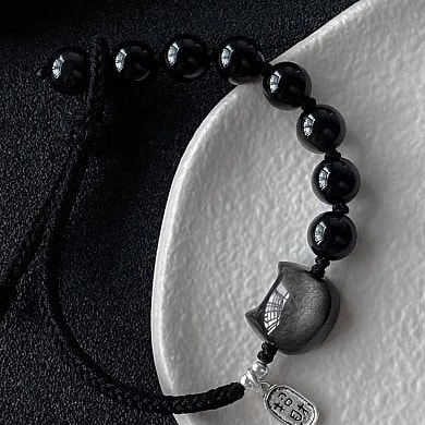 Qixi Natural Obsidian Bracelet Cat