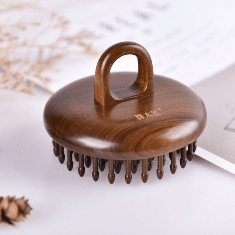 Tan Mujiang Round Shape Tooth-Inserted Handheld Scalp Massager 1 count