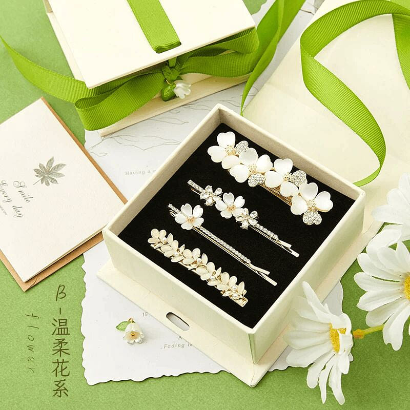 B [Gentle Floral Series] Hair Clip Set of Four 1 box