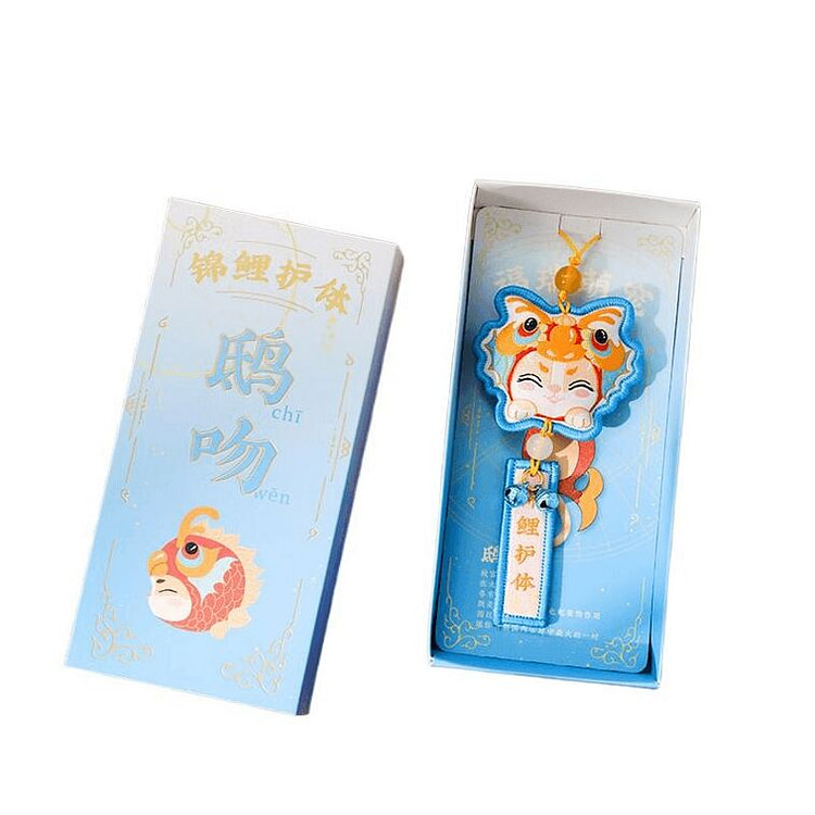 上新了故宫 萌宠香挂护身符 锦鲤护体98*15mm 1 盒