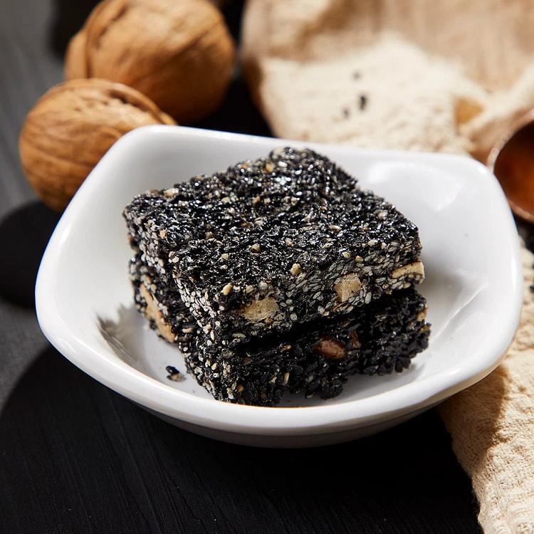Shanghai Longhua Black Sesame & Walnut Pastry 200 g