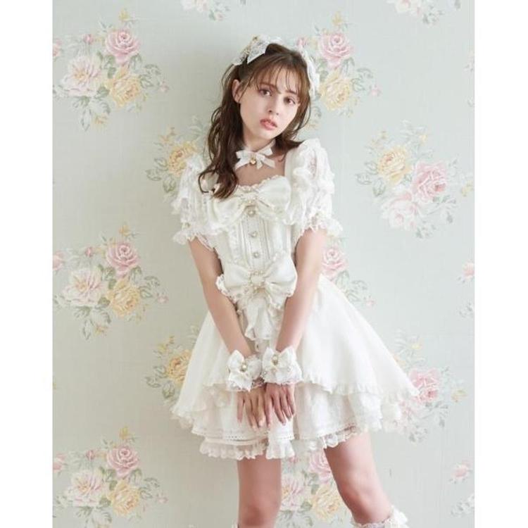 新品lizlisaフロントカシュクールBIGリボンセットアップホワイト LIZLISA フロントカシュクールBIGリボンセットアップ ホワイト 白