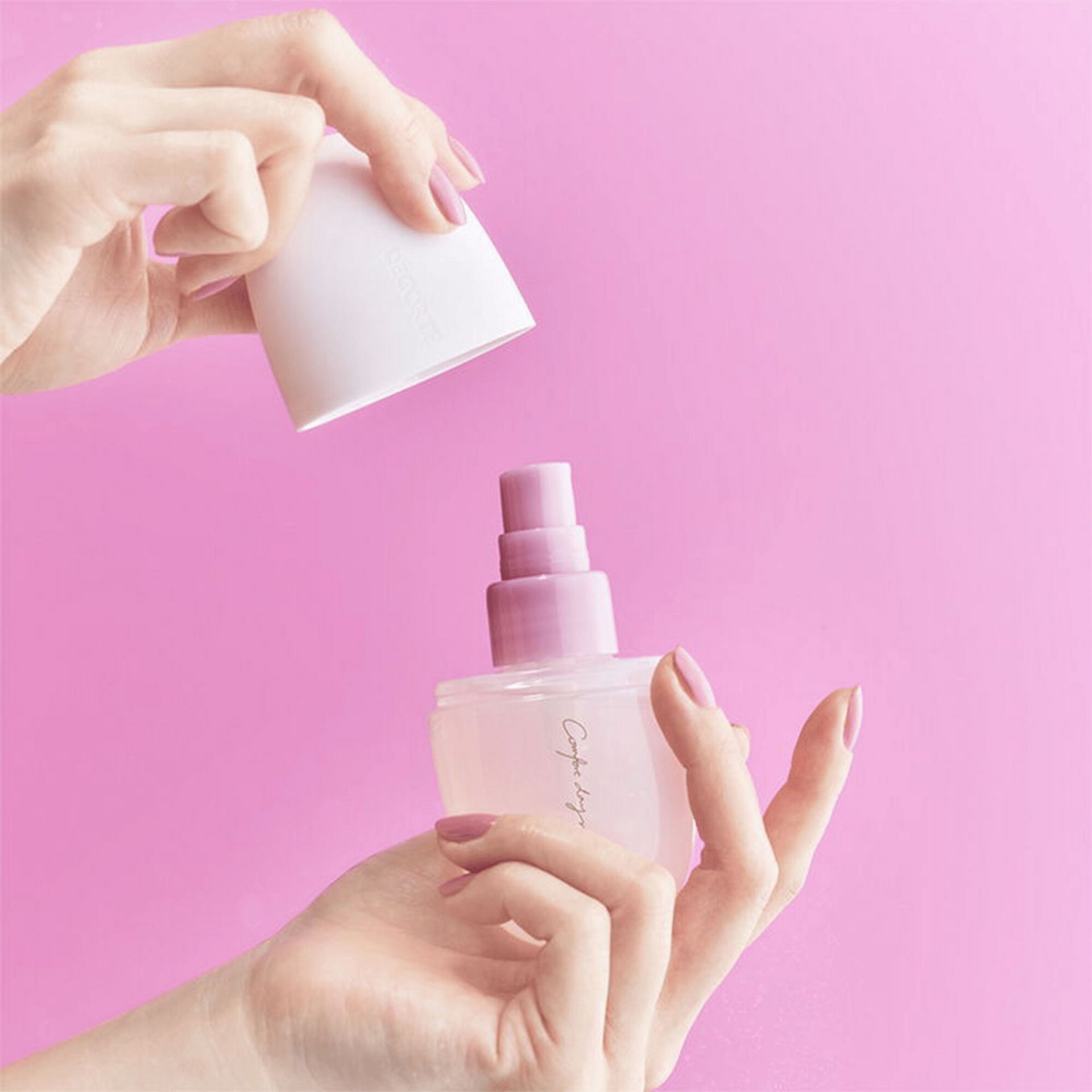 DECORTÉ Comfort Makeup Fixing Mist 60mL | ZASTITAELEKTRO.COM