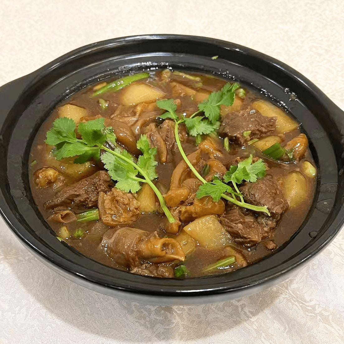 萝卜牛腩煲 500 克