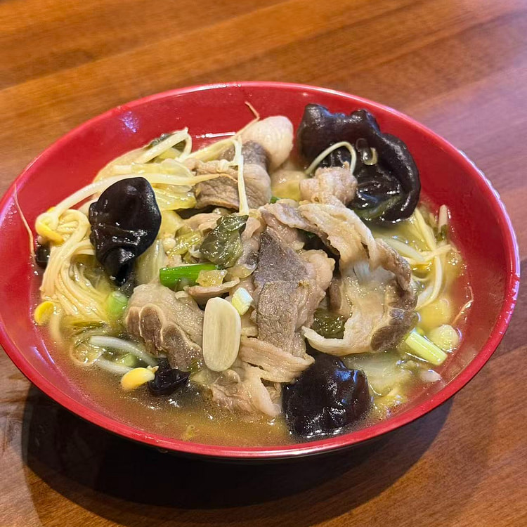 酸汤肥牛 约800g 1 份