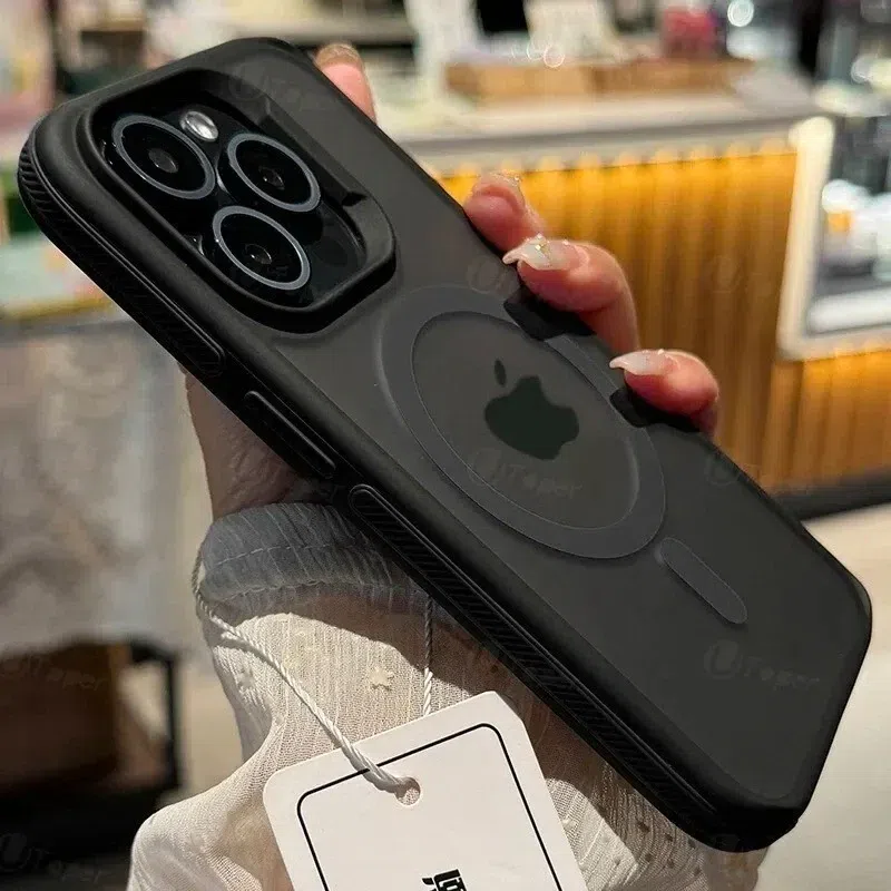 Magnetic Phone Case For iPhone 16 pro 1 pack