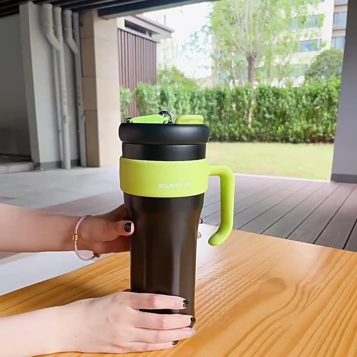 Thermos Bottle 42OZ Ivory - Weee!