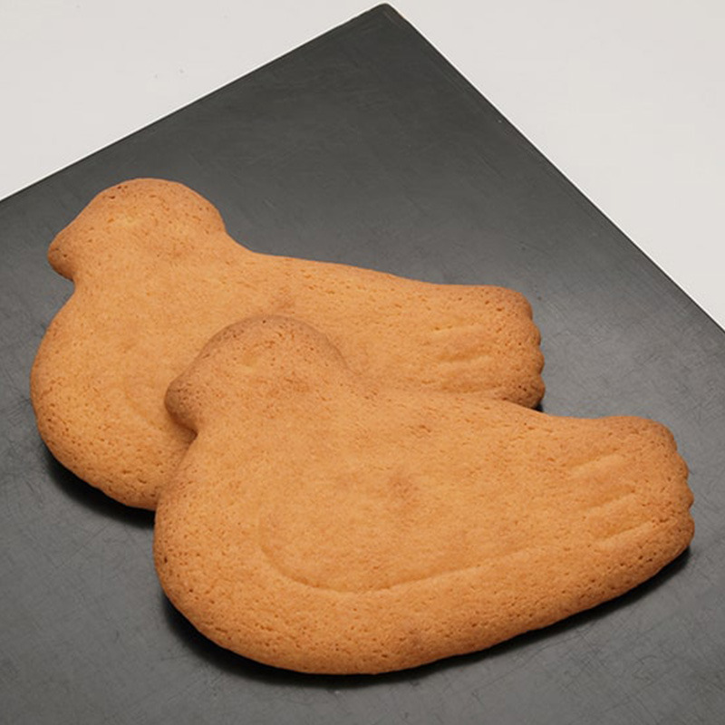 鳩サブレー 6枚箱入 - Weee!