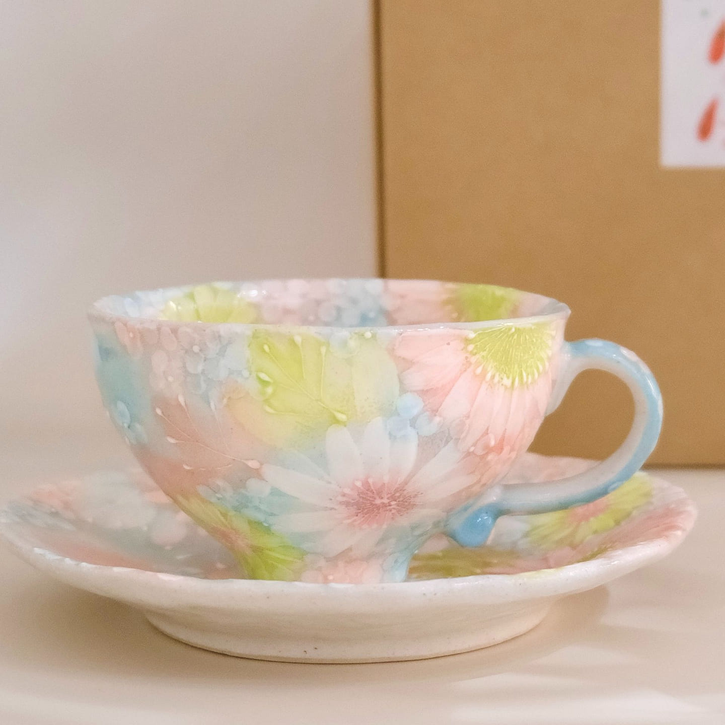 Yuzuriha Coffee cup set Colored Decorative Flowers (Gift box) 1 each