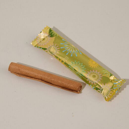 Chocolate Cream Wafer Roll (8 piece set) 120 グラム