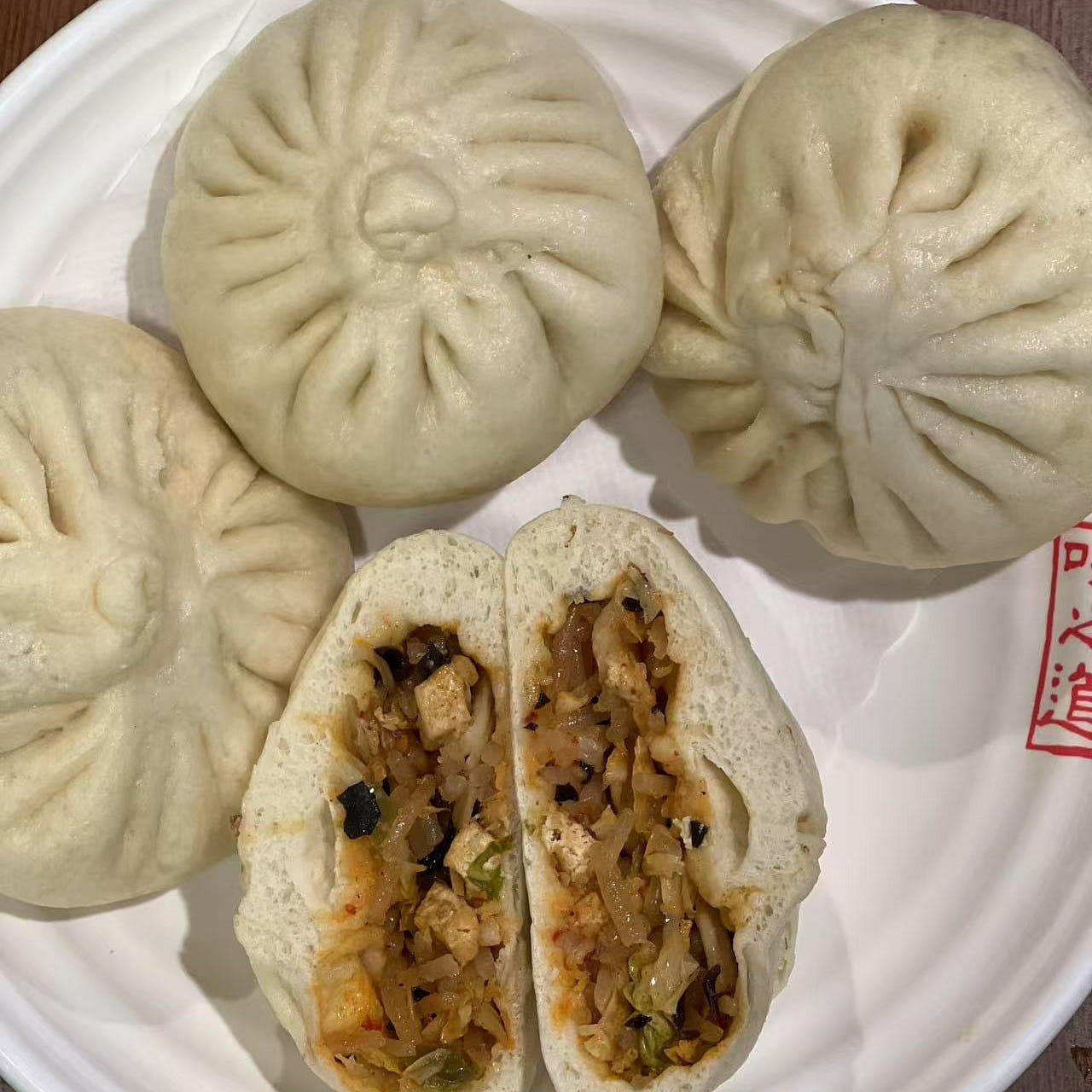 Tofu, Pickled Cabbage, and Vermicelli Steamed Buns 1 phần