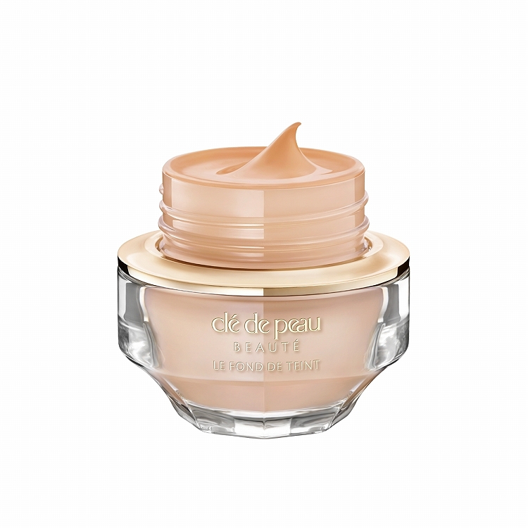clé de peau Le Fond de Teint 30g オークル10. Get Cle de Peau Beaute The Foundation OC10 SPF25 PA++ LE FOND DE