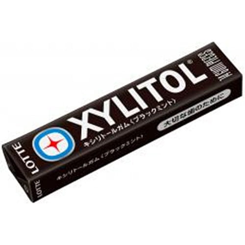 LOTTE XYLITOL Chewing Gum Black Mint Flavor 14pc 1 count