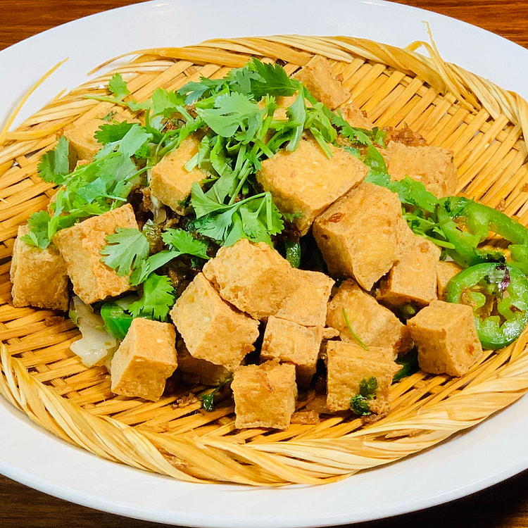 椒盐豆腐 约 300g