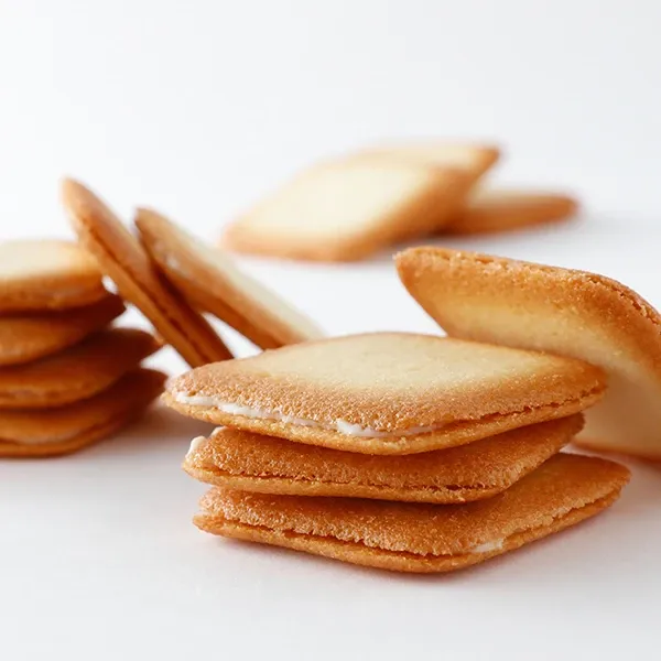 YokuMoku White Chocolate sandwich Cookie 22pieces - Weee!