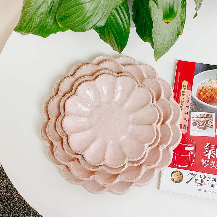 Rokuro Mino Ware Round Plate – Peach 27cm / 10.6 1 each