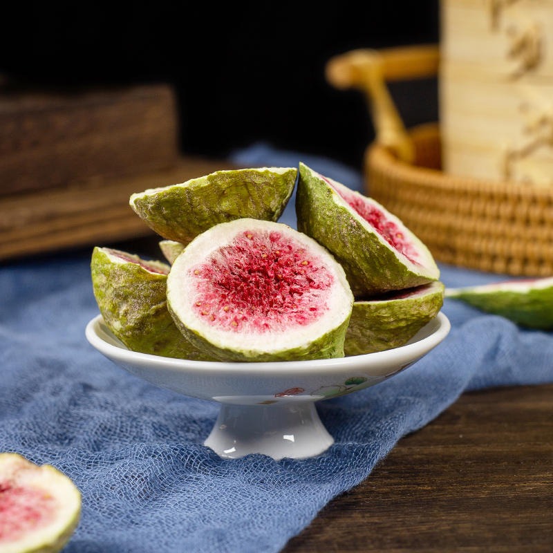 きく出品です。 Tanimoto Motogen freeze-dried figs - Weee!