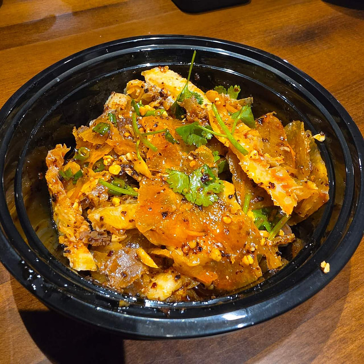 Sliced Beef & Tripe in Chili Sauce around 300g 1 each