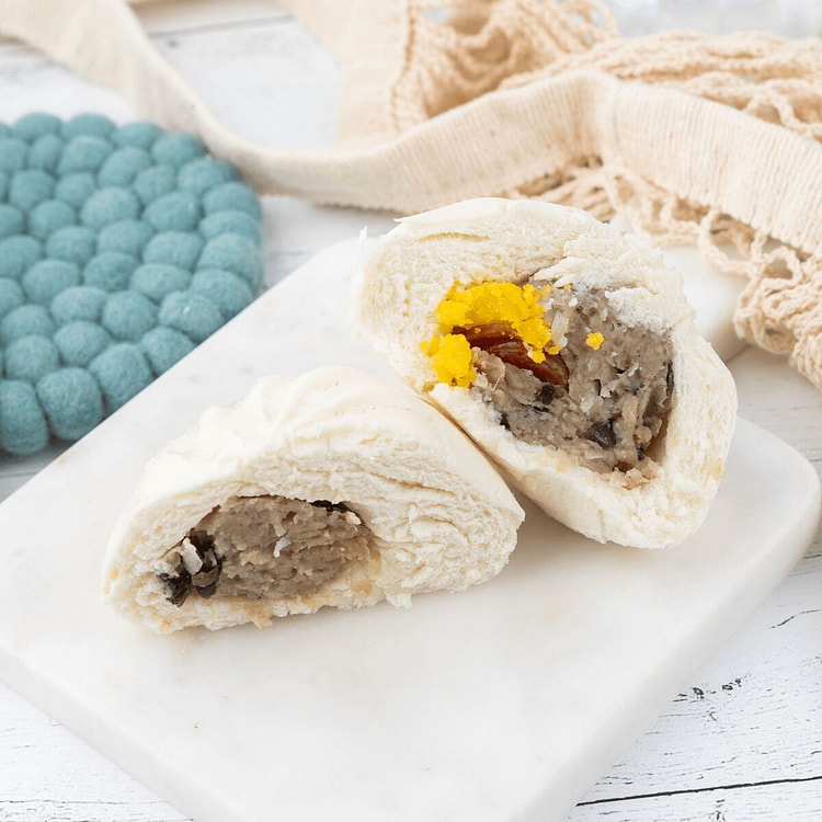 Steam Buns w. Salted Duck Eggs Yolk 3pcs 1 each