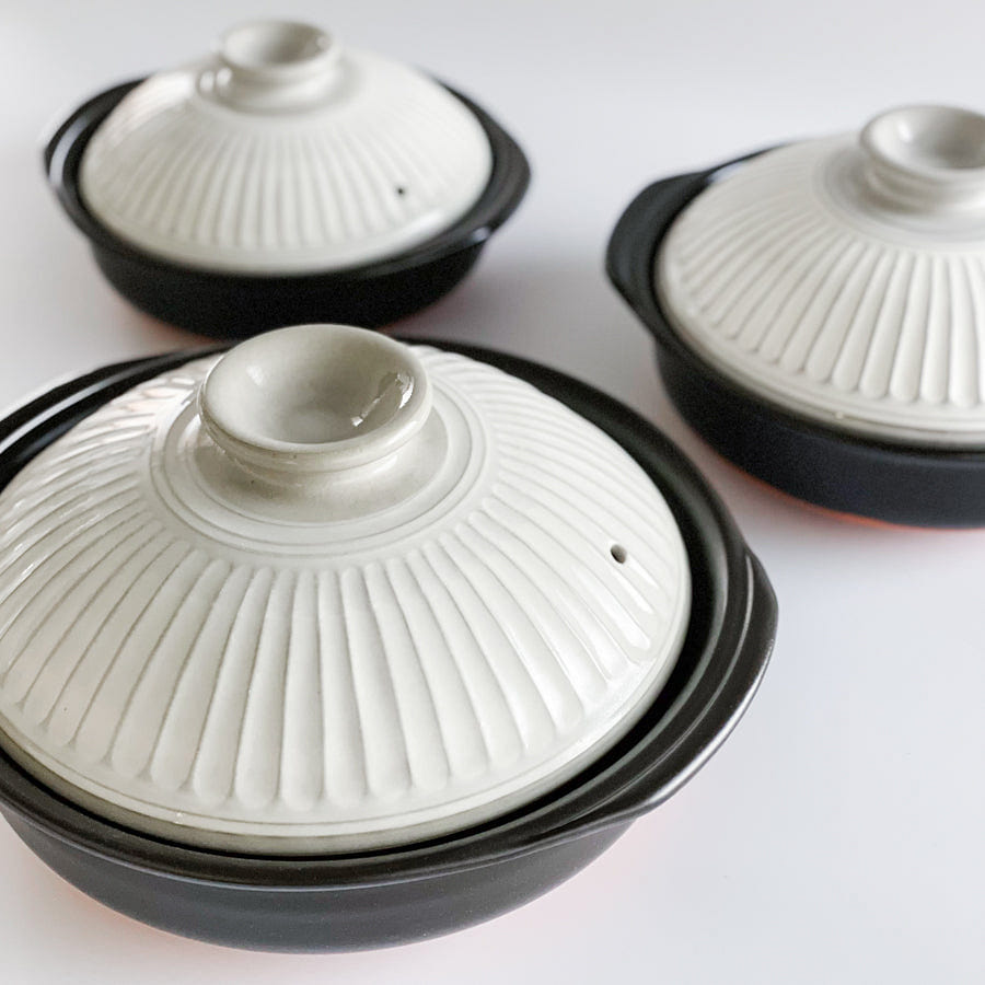 Kikka Japanese Earthen Clay Pot – No.9 (3-4 servings) 1 each