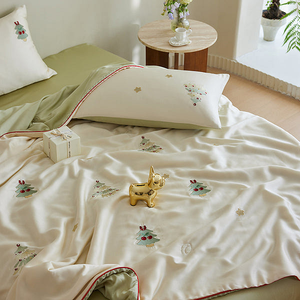 Cooling Quilt (Only) Queen Size Merry Pine