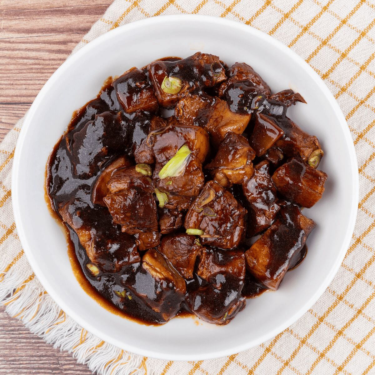 Braised pork in brown sauce 350g 1 each