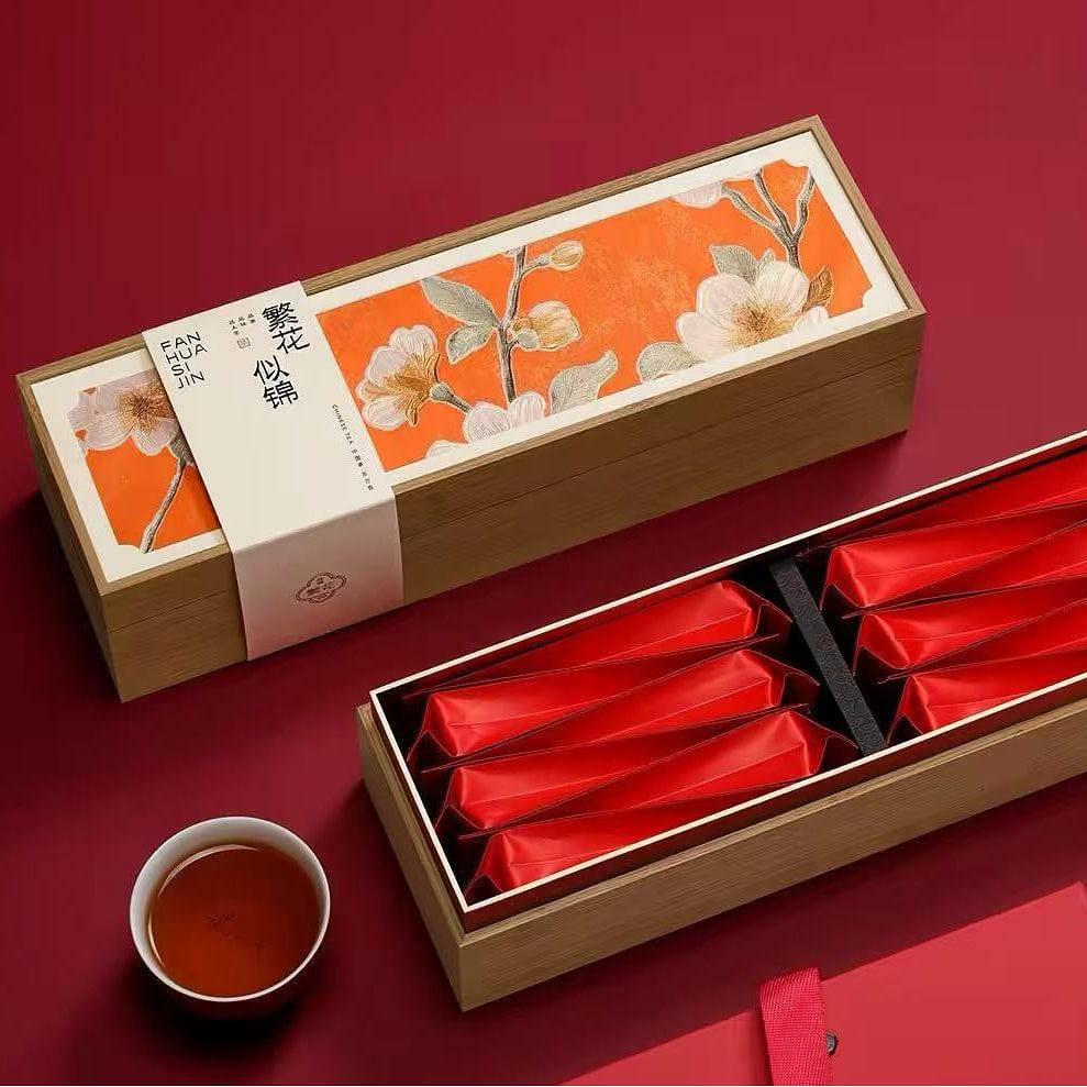 New Chinese Tea Gift Set: Blossoms in Full Bloom 48 g