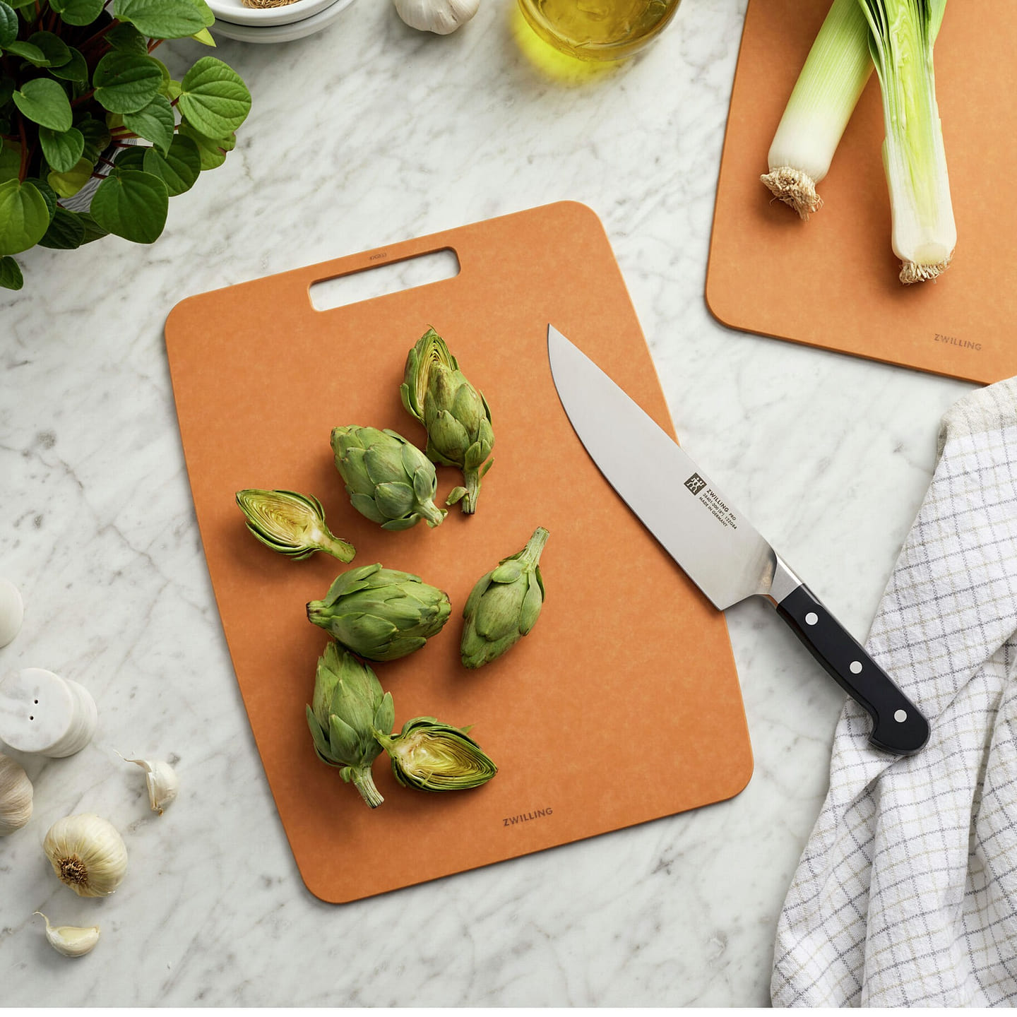 ZWILLING Plant Fiber Cutting Board – Natural 14in 1 each