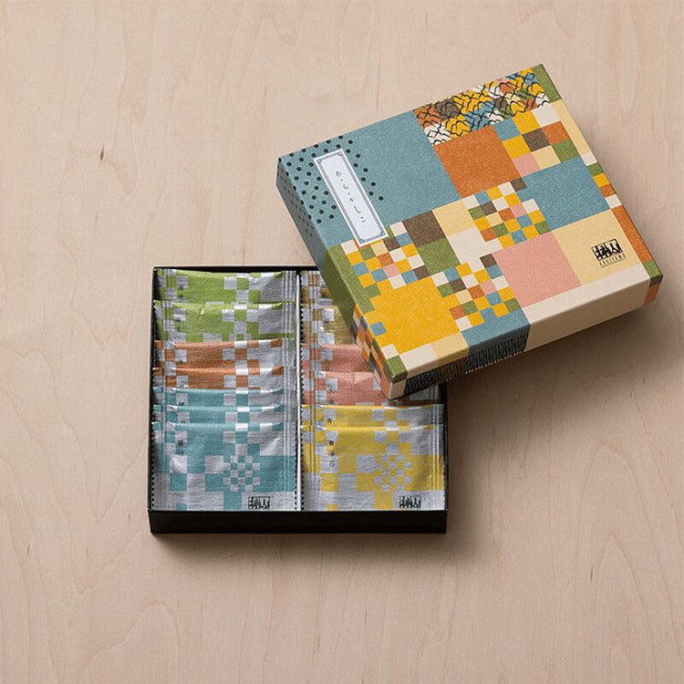 赤坂柿山 Ara Kashiko米果 13枚入 1 份