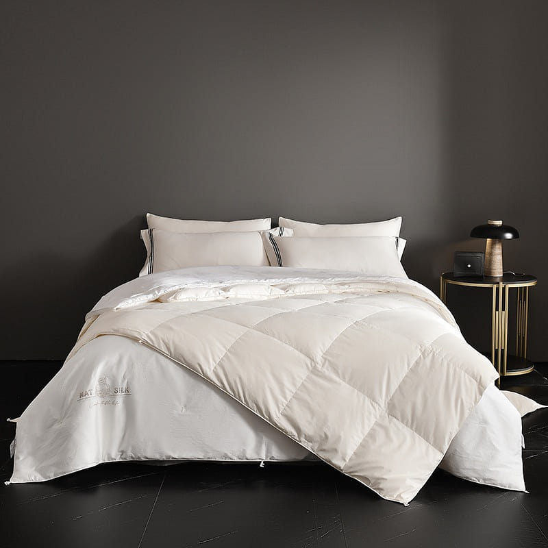 Two For All Seasons Duvet Set Miranda White D/Q 2000 g