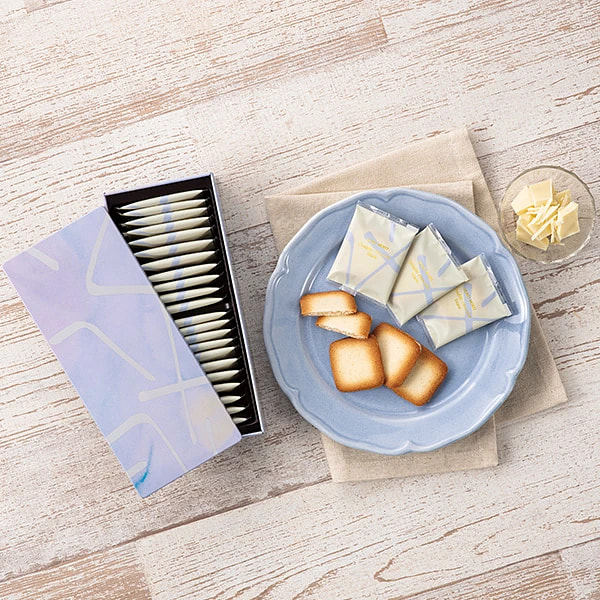 YOKU MOKU 春夏限定白巧饼干礼盒 22枚