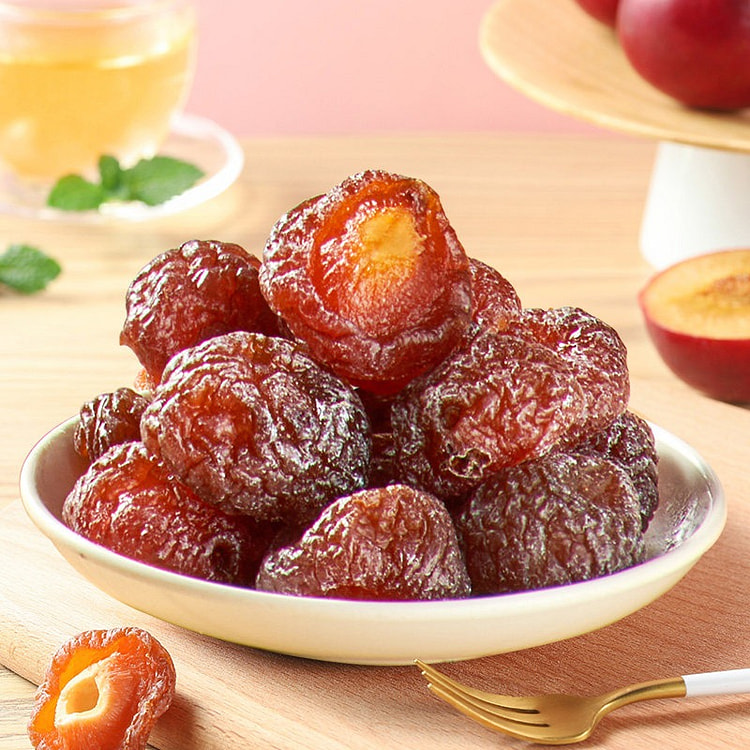 Huaweiheng  Half-Sliced Plums  1pc 140 g
