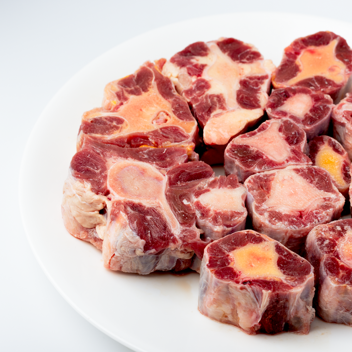 冷凍オックステール 骨付き肉 楽天市場】牛テール国産 （オックステール）1kg 1パック【冷凍