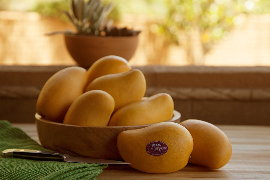 Champagne Mango Gift Box Weee!