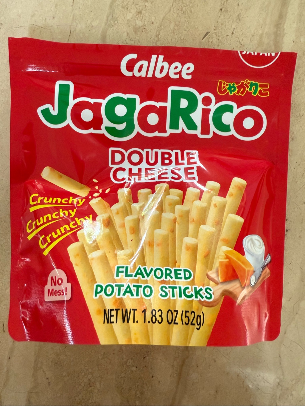 カルビー じゃがりこ ダブルチーズ味 - Weee!