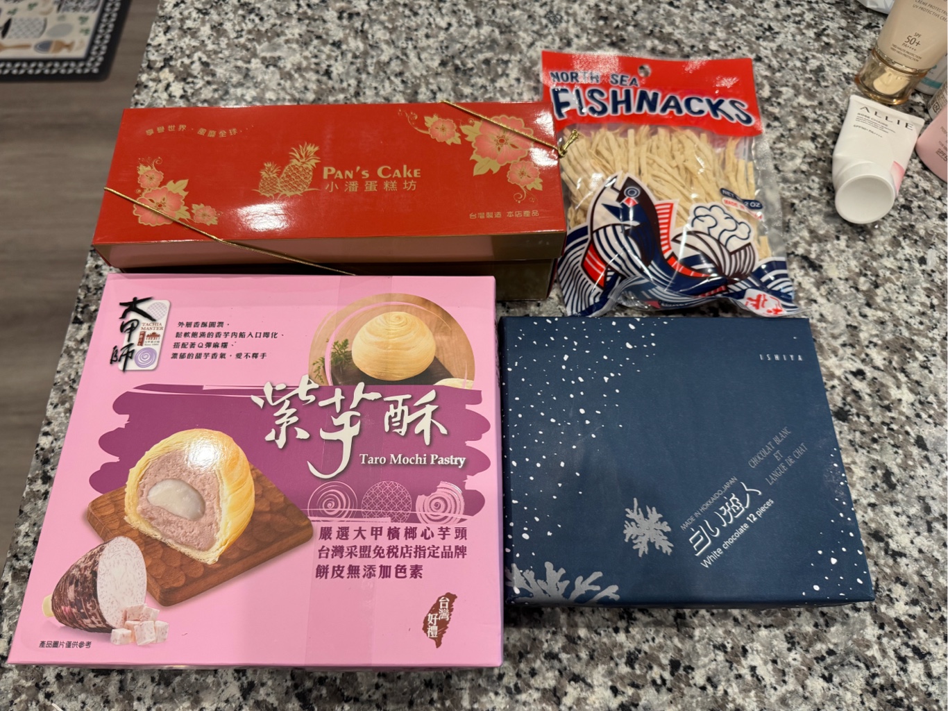 小潘蛋糕坊鳳梨酥12入1 盒- Weee!