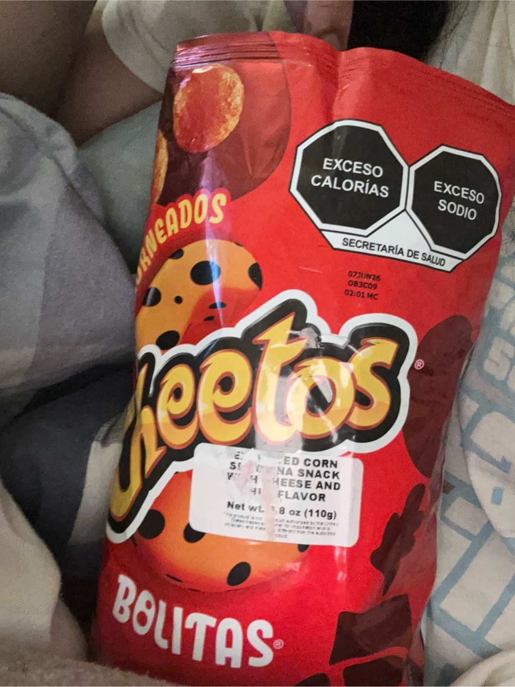 Cheetos Bolitasコーンボール 辛口チーズ味 トウモロコシおやつ 110