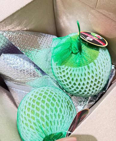 Buy pomelo near me. Asian American store with free delivery