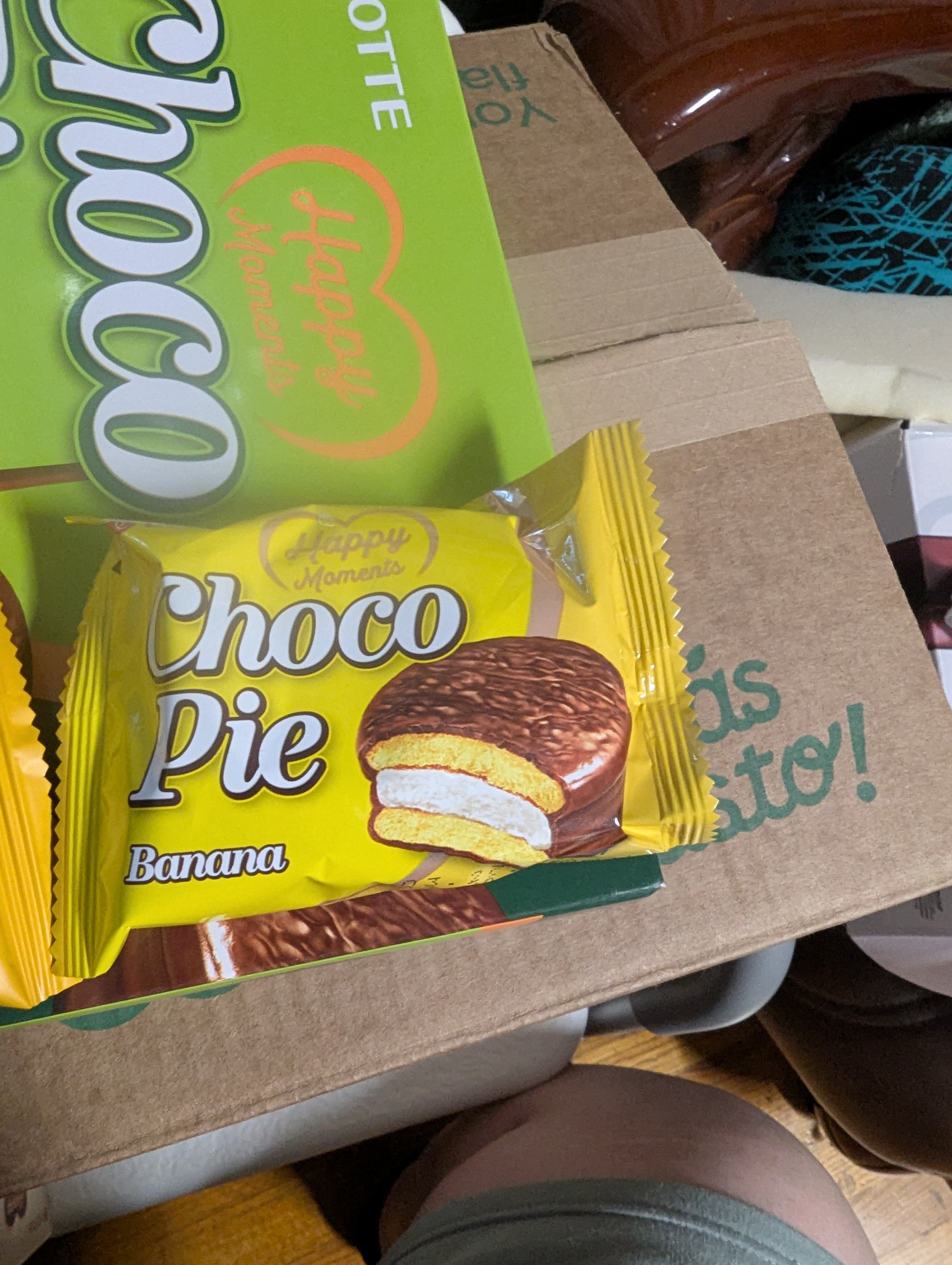 Get Lotte Choco Pie Banana Flavor 12pk Delivered | Weee! Asian Market