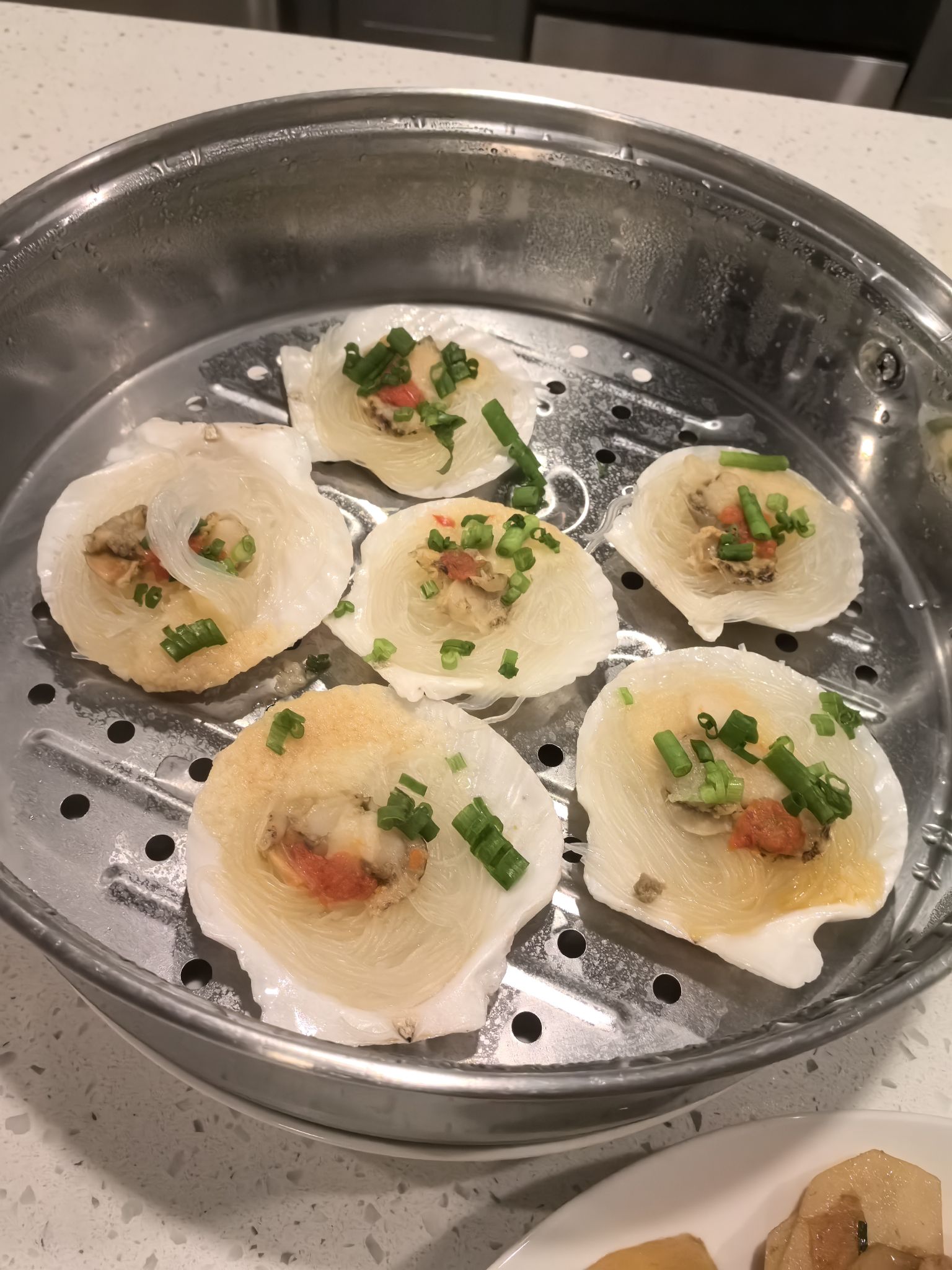 Buy Steam Scallop near me with free delivery