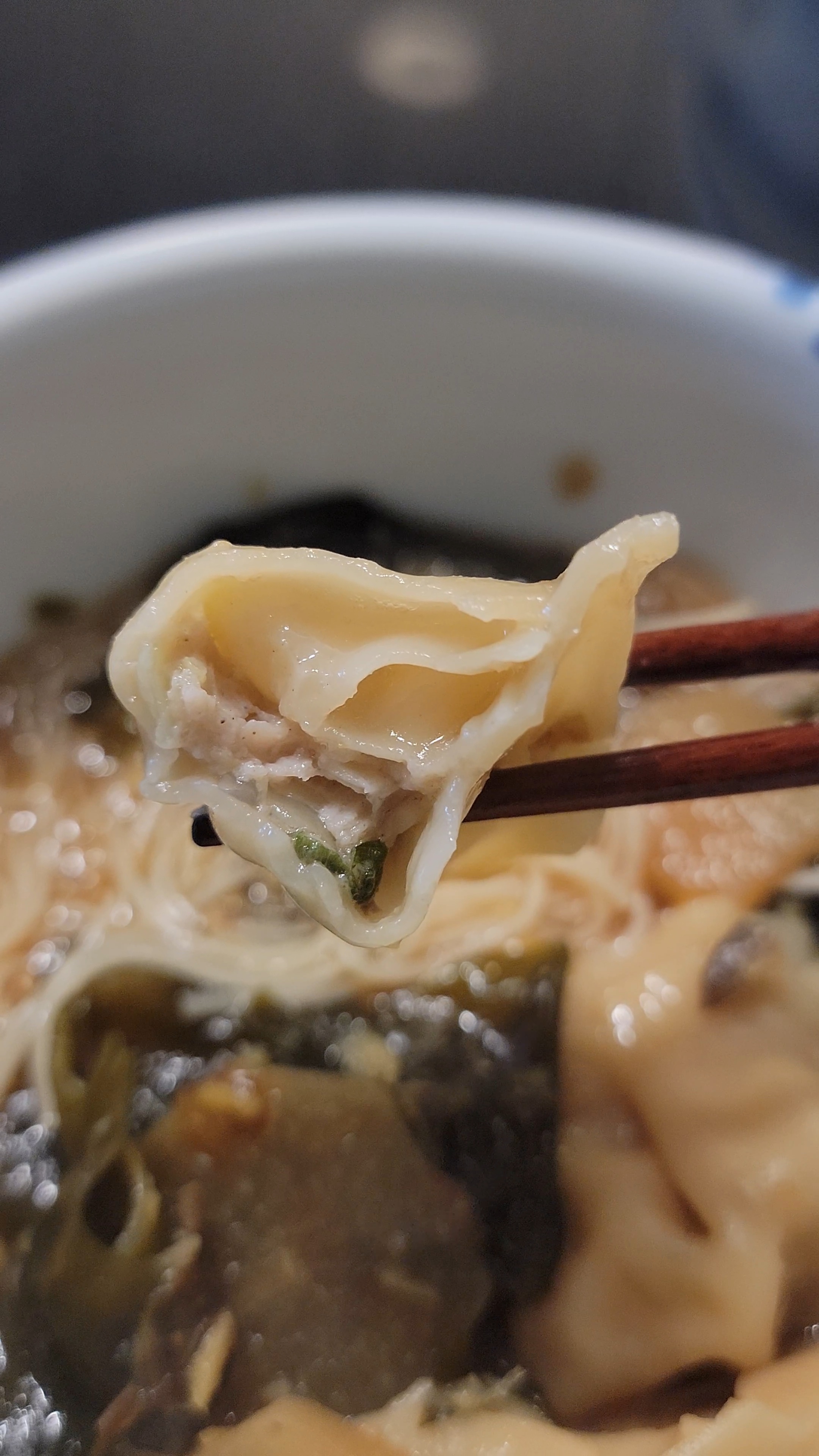 Duru Duru 野菜豚肉餃子 - Weee!
