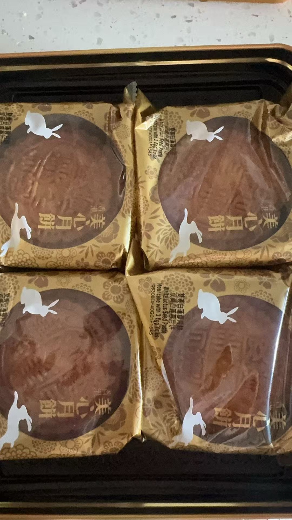 香港美心双黄白莲蓉月饼4个740 克- Weee!