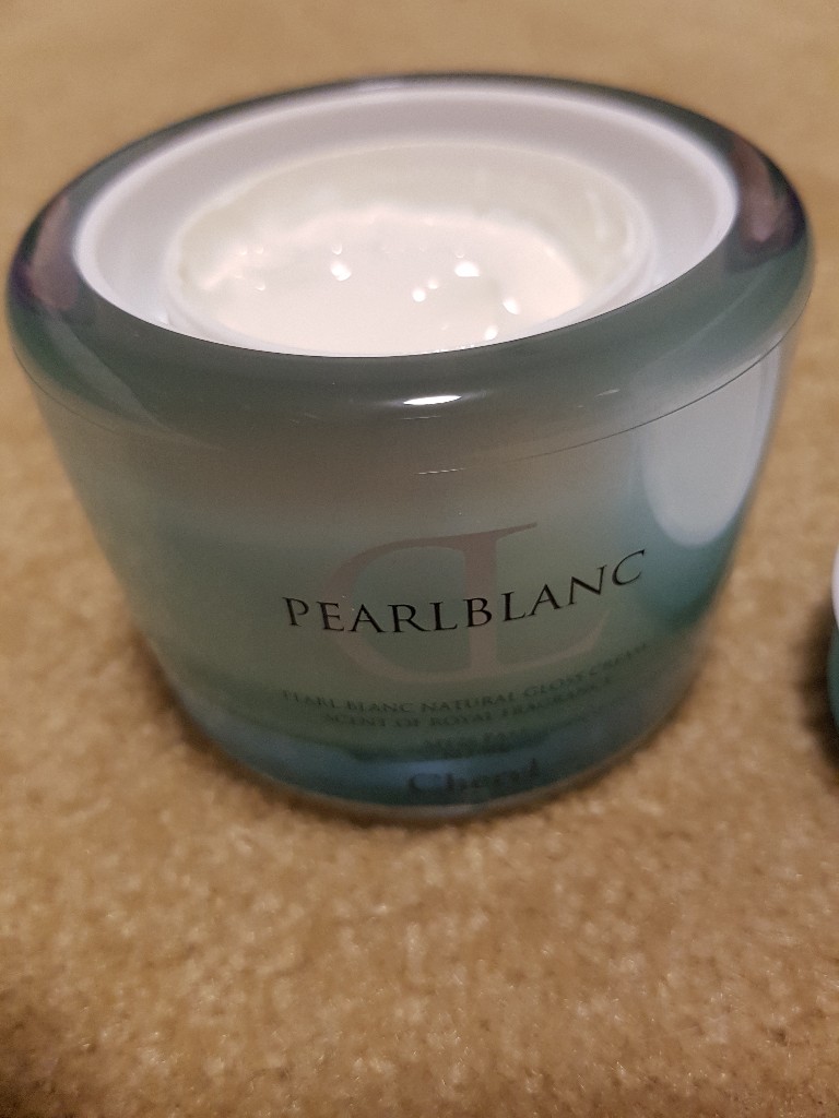 Get CHERYL PEARL BLANC UV CREAM SPF25 PA++ Delivered | Weee